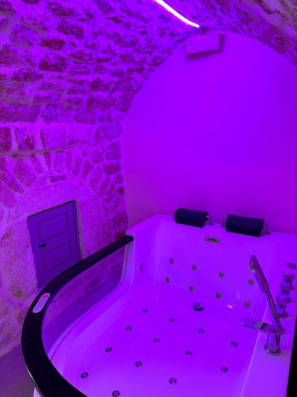 Primus Suite Ceglie Messapica Buitenkant foto